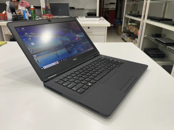 Dell-Latitude-7270-1
