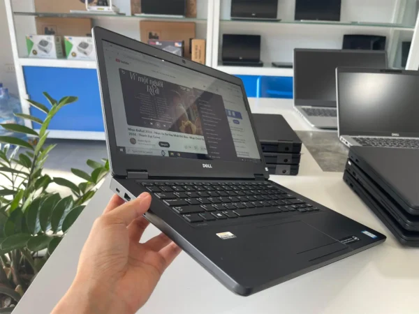 Dell Latitude 5490-3