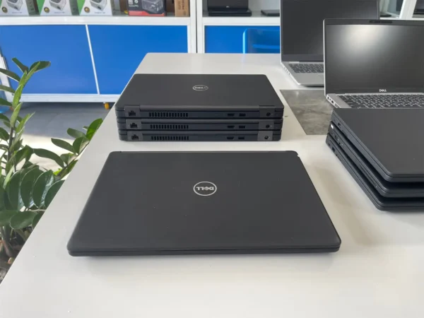 Dell Latitude 5490-4