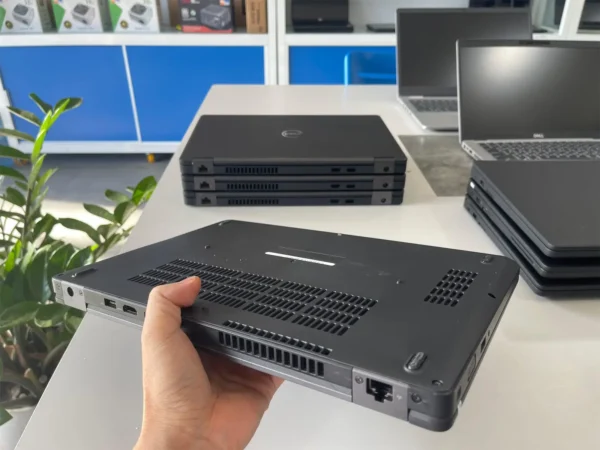 Dell Latitude 5490-6