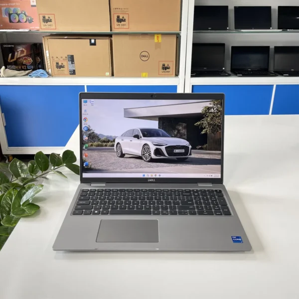 Dell Latitude 5530